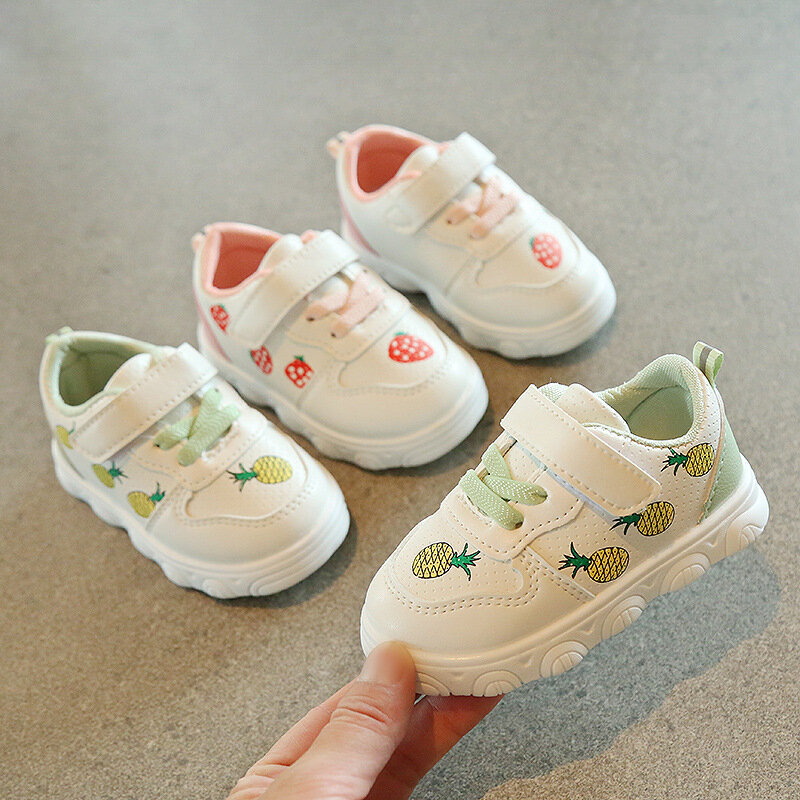 Venda quente 0-2 anos de idade outono bebê da criança sapatos casuais sapatos net não-deslizamento sapatos de bebê padrão de frutas dos desenhos animados sapatos de couro