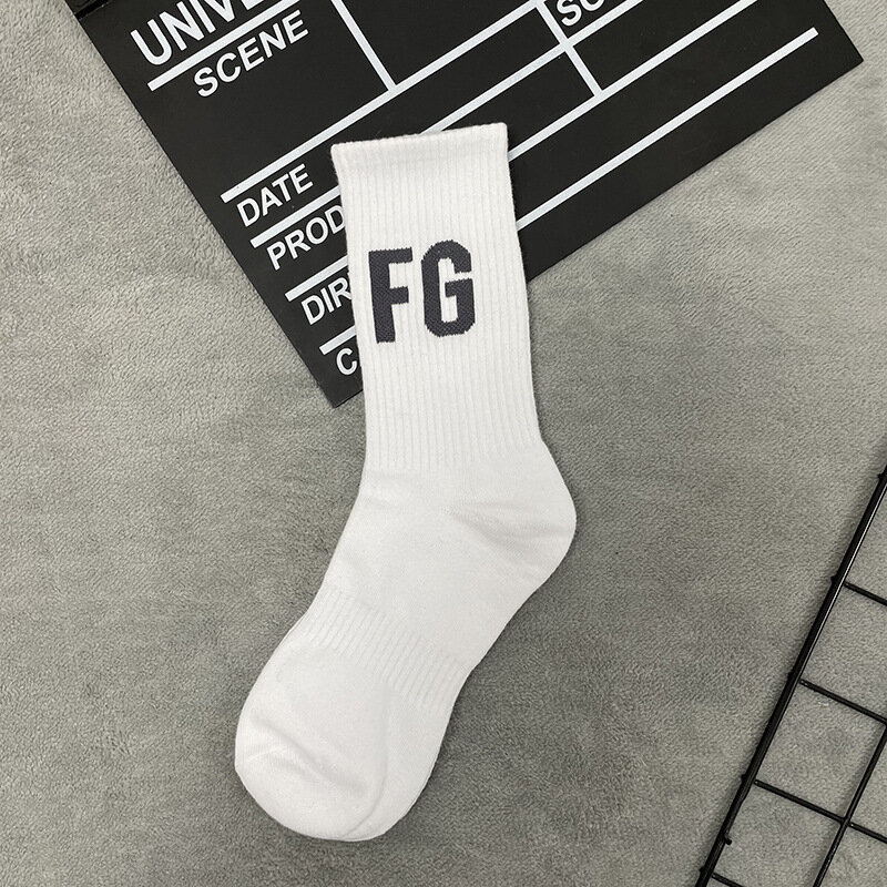 Socks FG Essentials Unisex Four Seasons General Fashion Essentials Sports Socks Breathable Antibacterial Sweat Absorbing Socks