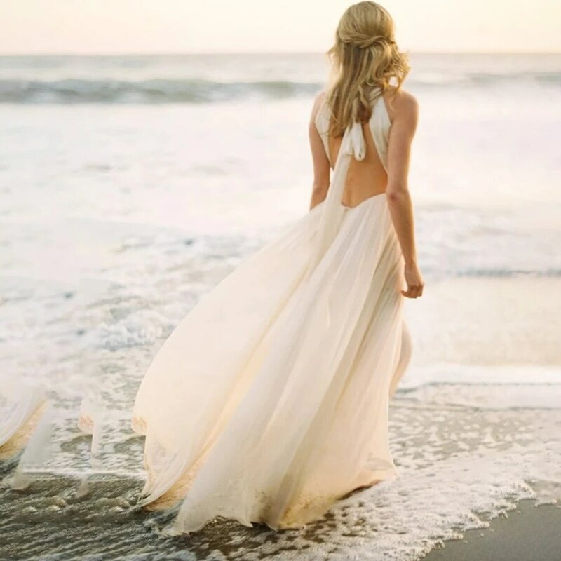 섹시한 백 레이스 홀터 특종 넥 라인 웨딩 드레스 쉬폰 스커트 플러스 사이즈 여름 해변 흐르는 간단한 신부 들러리 가운
