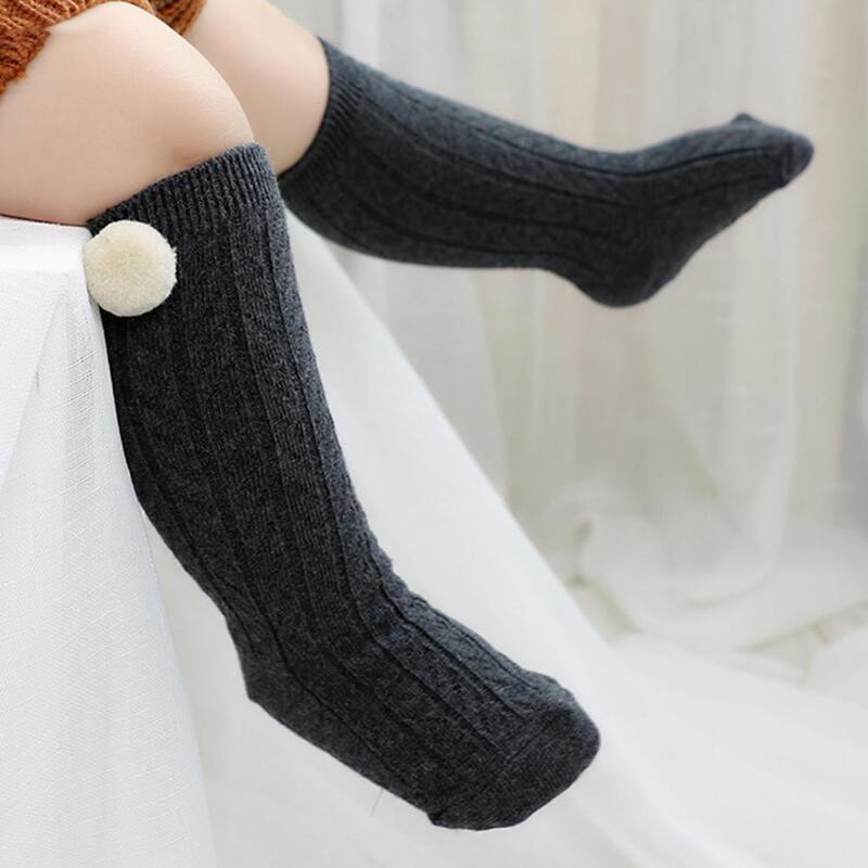 1 paio di calzini per neonati facili da lavare calzini al ginocchio in cotone caldo antiscivolo traspirante di media lunghezza per l'autunno per l'inverno