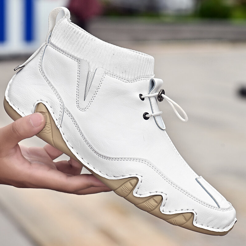 2021 novos homens botas de couro moda botas tornozelo ao ar livre à prova dwaterproof água botas curtas luxo clássico deslizamento em botas da motocicleta tamanho grande