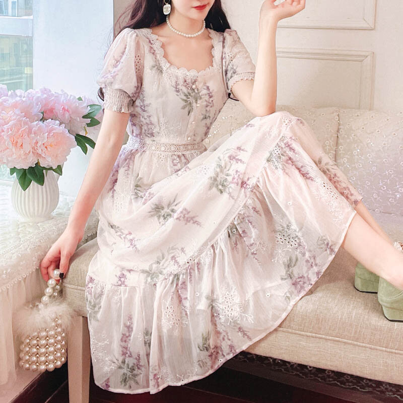 Koreanische Literatur Und Kunst Vintage Elegante Chic Kleider Frauen Casual Spitze Hohl Floral Design Kleider 2021 Sommer Quadrat Kragen