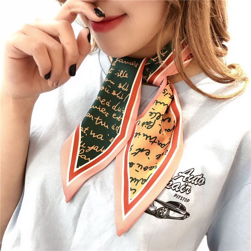 Frauen 2021 Englisch Wort Kleine Silk Schal Bandana Griff Tasche Bänder Weibliche Kopf Schals Sharp Halstuch Stirnband 90*10cm