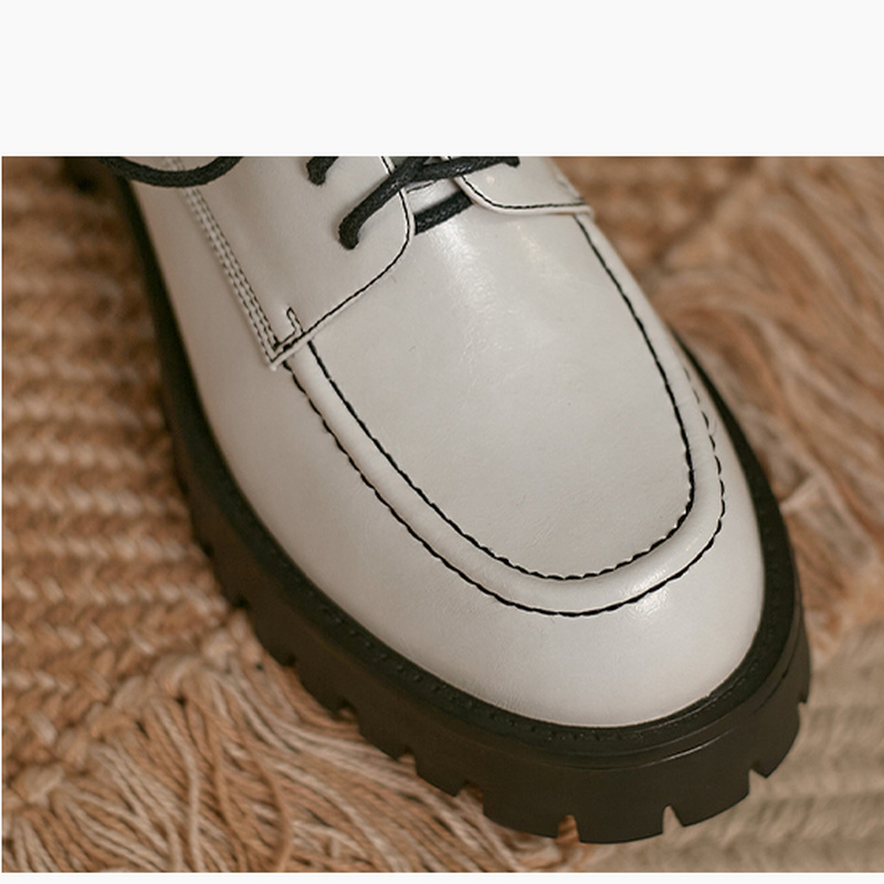 Zapatos pequeños de cuero de estilo británico para mujer, calzado de suela gruesa de piel de oveja, color Beige y negro, nuevos zapatos de tacón grueso para mujer Leford