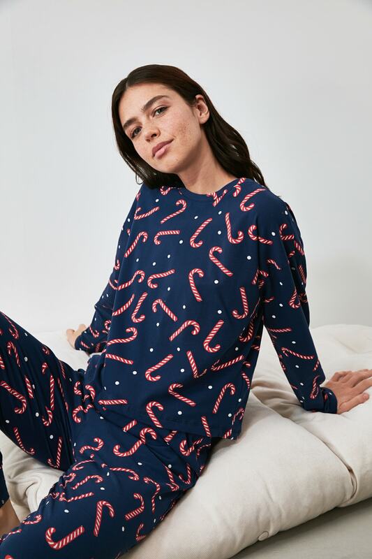 Trendyol Printed Knitted Pajamas Set THMAW21PT0771