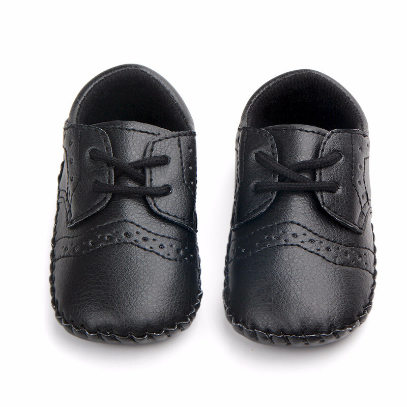 Nowe buty ze skóry PU nowonarodzone dziewczynki chłopcy buty dla początkujących niemowlę maluch miękkie podeszwy dno klasyczne buty na codzień Prewalker