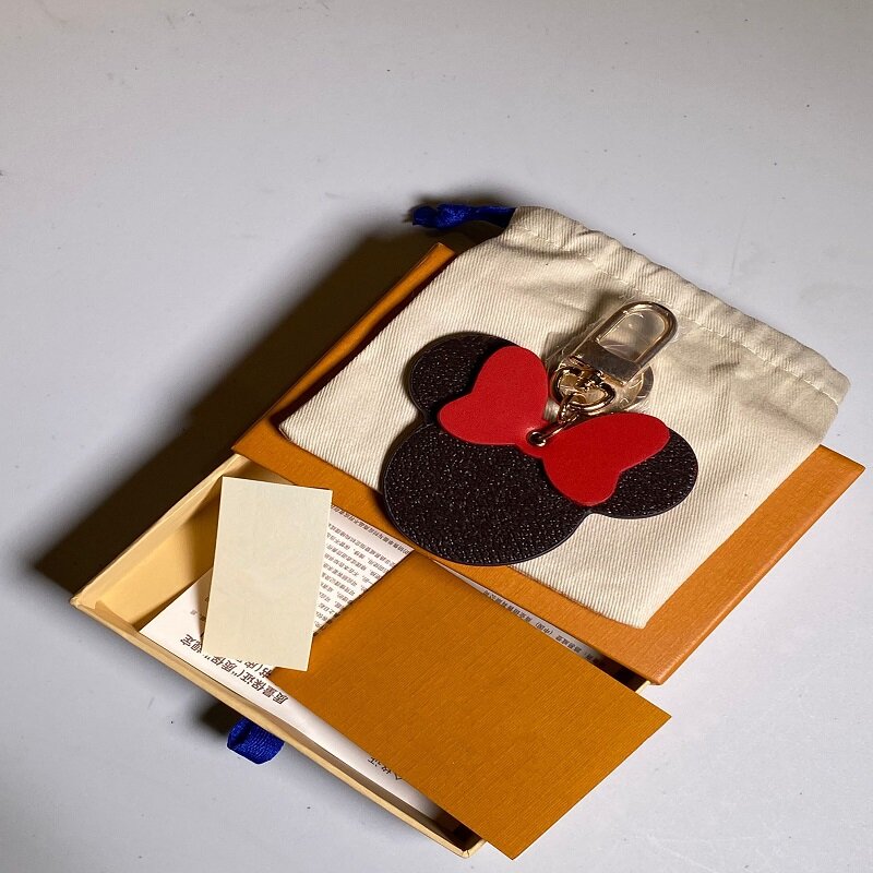 Luxury หนังสีน้ำตาล Presbyopia Mickey พวงกุญแจพวงกุญแจสำหรับกระเป๋าถือผู้หญิงกระเป๋าจี้ Key แหวนอุปกรณ์เสร...