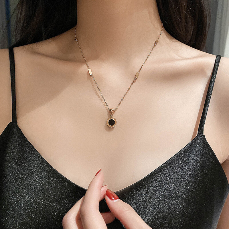 Titânio aço corrente borboleta colares para mulheres coreano alfanumérico pingente colar temperamento moda jóias 2020