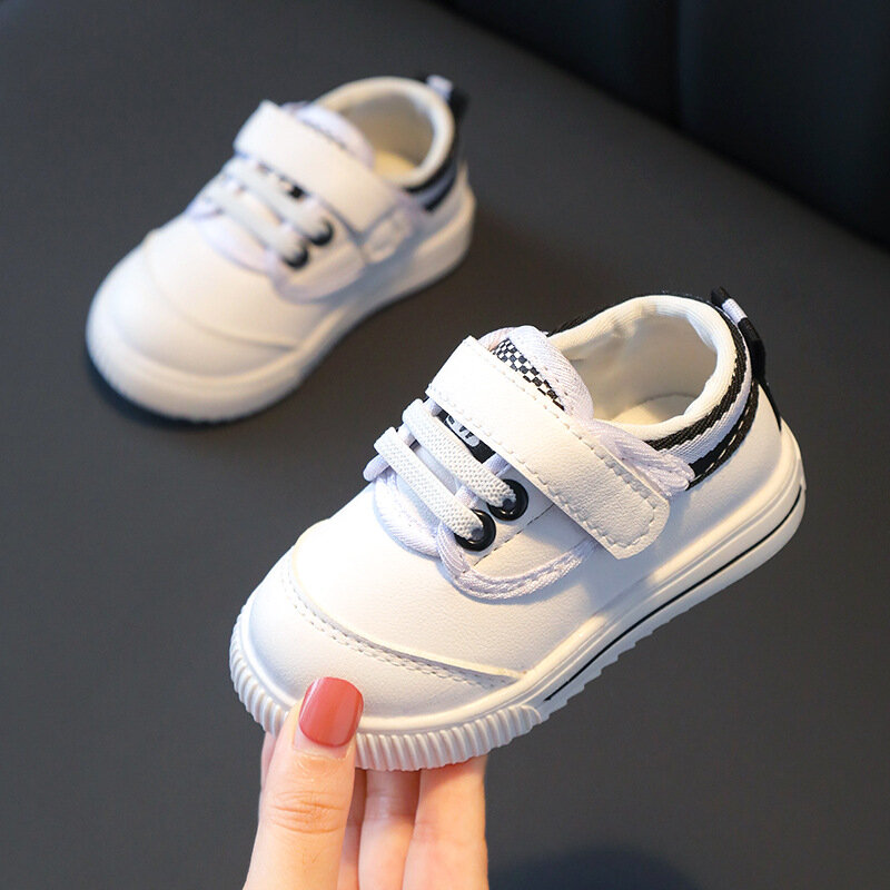 2021 novas crianças sapatos brancos leve sola macia 1-3 anos de idade da criança do bebê sapatos meninos e meninas não-deslizamento estudante sapatos esportivos