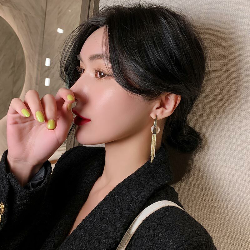 Metal Bending Pearl Tassel Earrings Long Face Slimming Earrings Korean-style Goddess Temperament Internet Celebrity Frosty Style