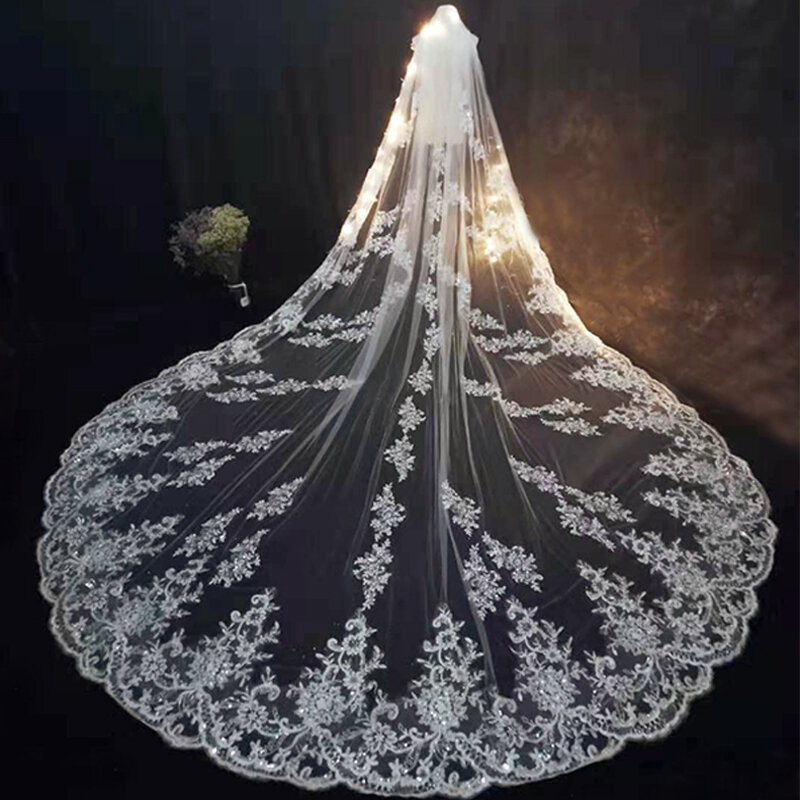 5m 4m 3m Long Wedding Bridal Veils Lace Appiques Edge 1 T Tulle Cathedral Veil with Comb Ivory Luxury Velo de Novia Voile mariee