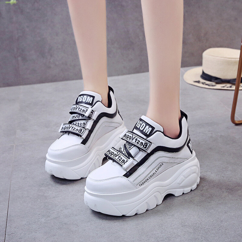 سميكة القاع أحذية رياضية مكتنزة المرأة أبيض أسود المرقعة أحذية منصة عالية امرأة عادية الخريف الشتاء أسافين الأحذية G788
