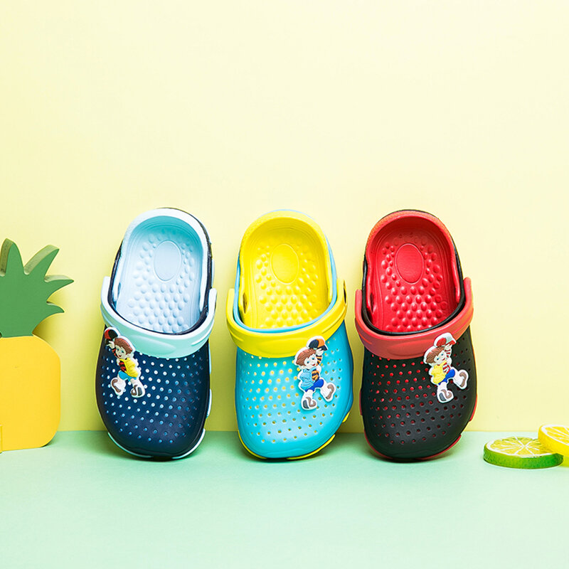 Crianças sandálias de verão para crianças tamancos sapatos de praia não-deslizamento buraco sapatos menino jardim dos desenhos animados sandálias para meninas sapatos coloridos eva