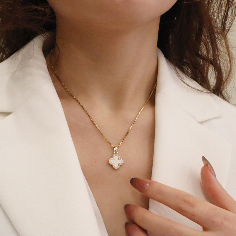 Neue Diamant Clover Halskette doppelseitige Shell Schlüsselbein Halskette