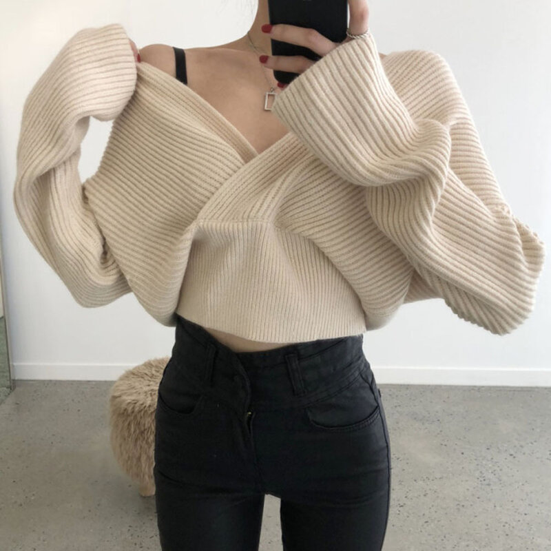 Sweter 2021 jesienno-zimowa nowy jednokolorowy dekolt w serek seksowny Crossover moda luźny rękaw w kształcie skrzydła nietoperza kobiety elementy designu odzieży Korea