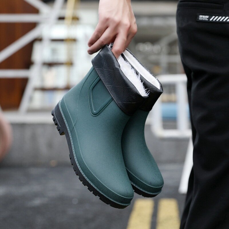 Sepatu Bot Hujan Hangat Musim Gugur Musim Dingin Pria Sepatu Bot Air Keselamatan Kerja Sebetis Antiselip Sepatu PVC Tahan Air Sepatu Memancing Karet Pria