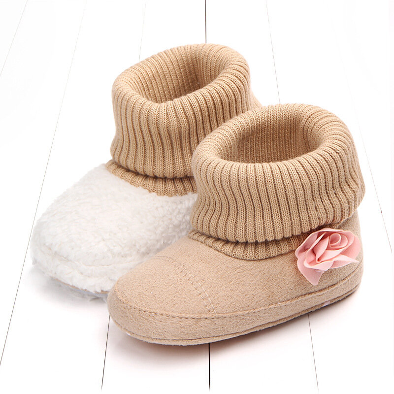 Botas de invierno para bebé recién nacido, zapatos cálidos para niño y niña, zapatos de nieve rojos para niño pequeño, zapatos florales para niña