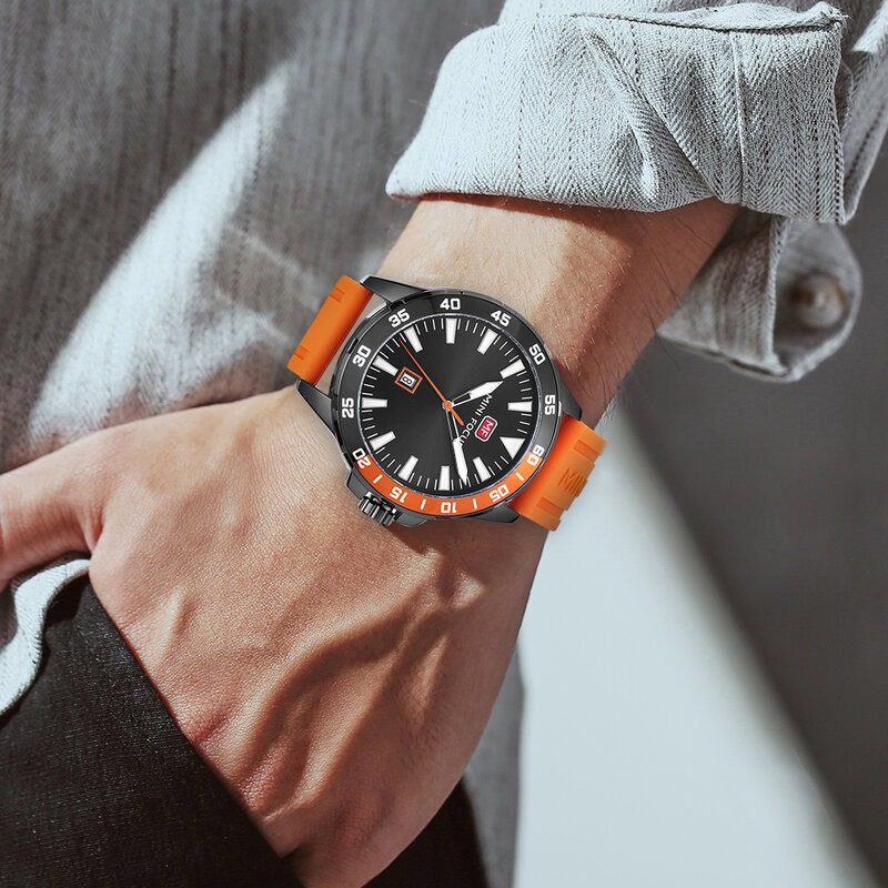Orologi sportivi uomo 2020 orologio militare uomo calendario data Display orologio al quarzo cinturino in caucciù arancione moda impermeabile MINI FOCUS