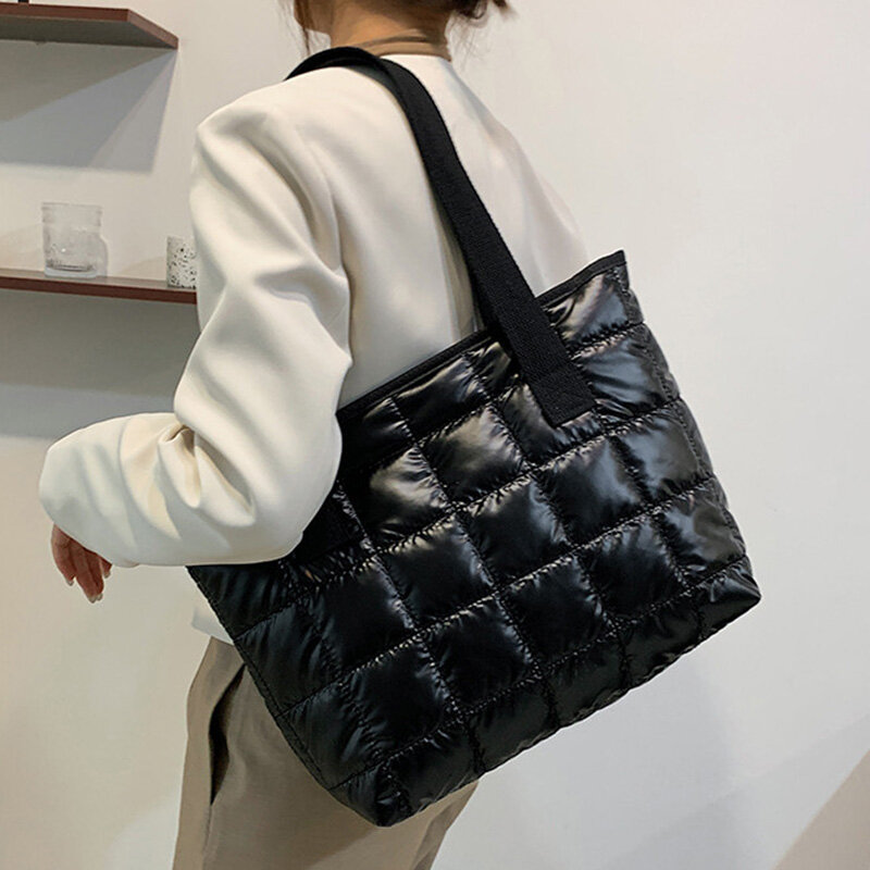 Solid Color Nylon Plaid Zipper Tote Shoulder Bags For Women 2022 Women's Designer High Capacity Handbag Female Travel Armpit Bag