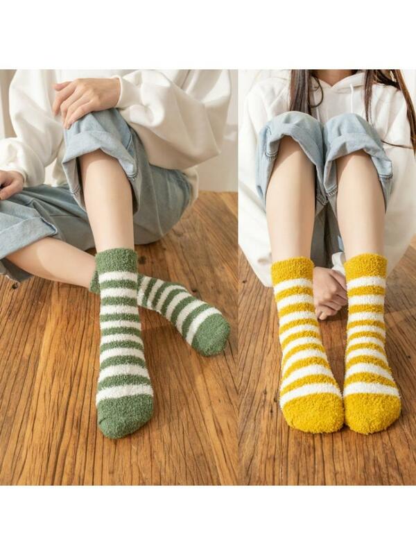10 pares de meias femininas listradas quentes de inverno meias de doces cor felpuda meias presentes