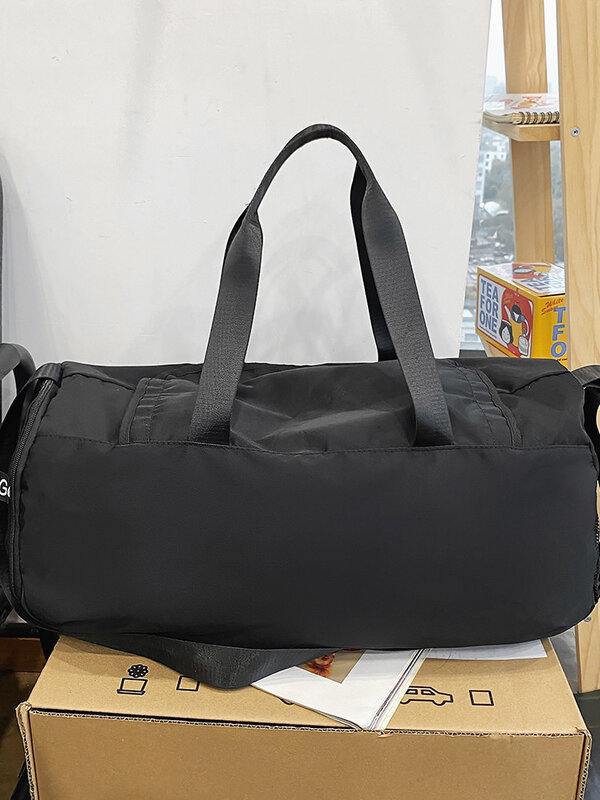 Yilian curto-distância mão-realizada bolsa de viagem de negócios logotipo popular grande capacidade mochila esportes saco de fitness saco de treinamento