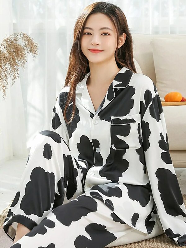 2022 Spring Women Ice Silk Pajamas Sets Printed 2 Pcs Pyjamas Femme Sleepwear High Quality Imitation Silk Pijama Mujer Homewear