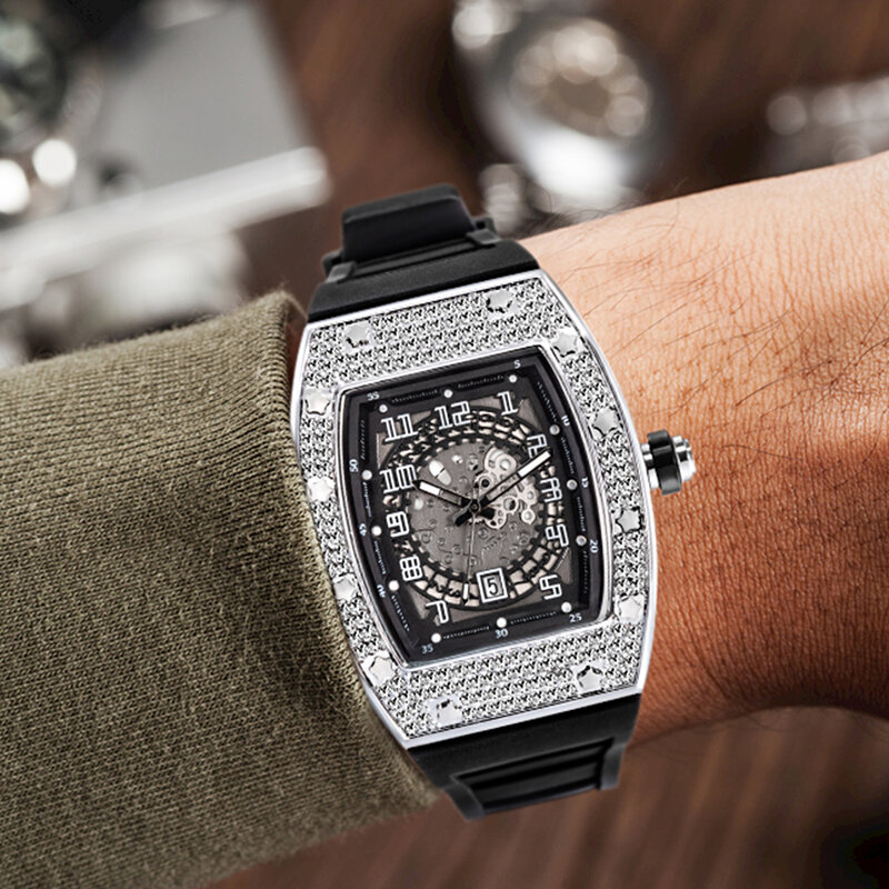 독특한 아랍 남성 시계 톱 브랜드 럭셔리 자동 날짜 블랙 고무 시계 남자 석영 손목 시계 빛나는 다이아몬드 남성 시계