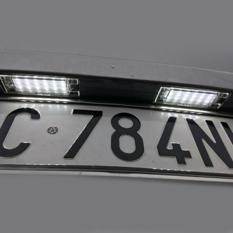 LED Plat Nomor Lampu Bohlam Mobil Otomatis untuk Bagian Fiat Grand Punto Marea Multipla Putih