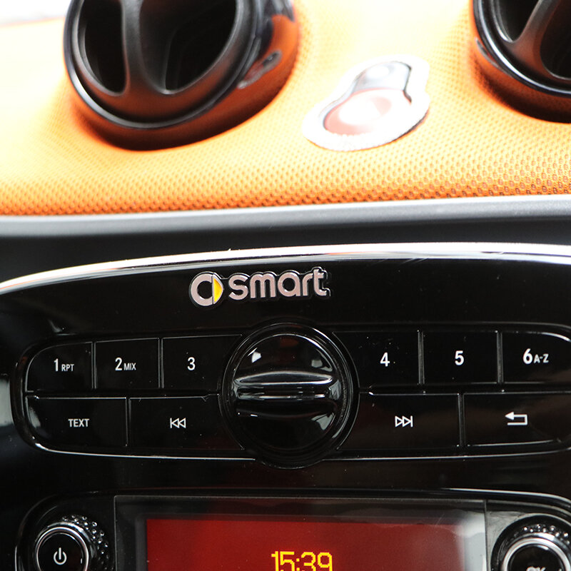 3D Emblem Abzeichen logo Aufkleber auto zubehör innen für smart 451 453 450 fortwo forfour auto Center console dekoration styling