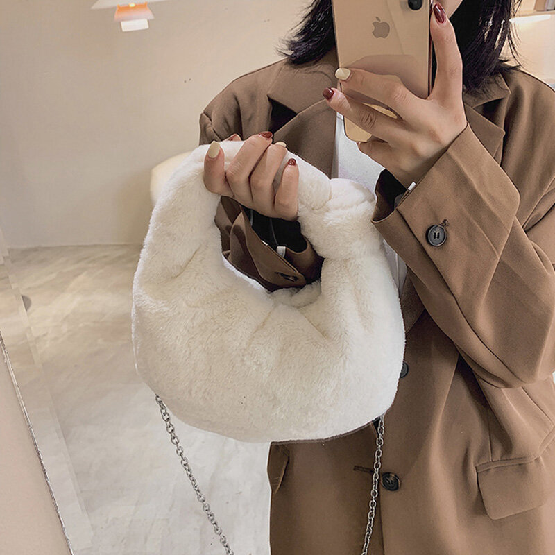 Jednokolorowa pluszowa torebka 2021 zimowe nowe torebki marka Design Trend w modzie torby na ramię śliczna, dopasowana torba z łańcuszkiem na ramię