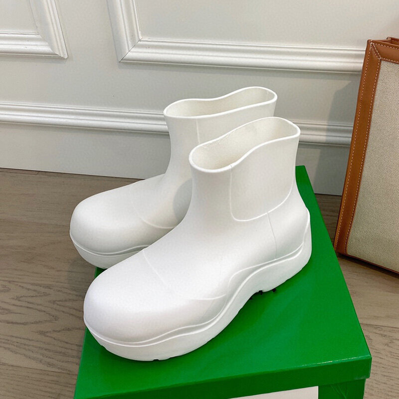 Sepatu Bot Hujan Warna Permen Ujung Bundar Wanita Desain Merek Mewah Uniseks Ukuran Mewah 34-45 Sepatu Pergelangan Kaki Pria
