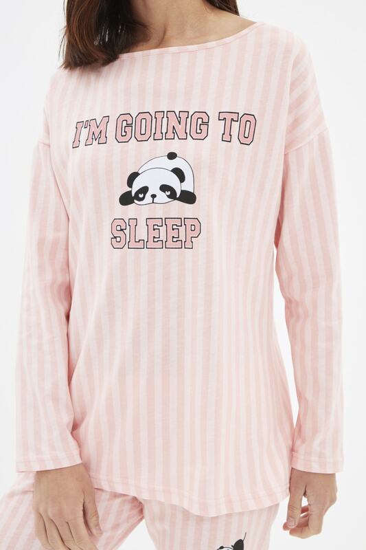 Trendyol Printed Knitted Pajamas Set THMAW22PT1443