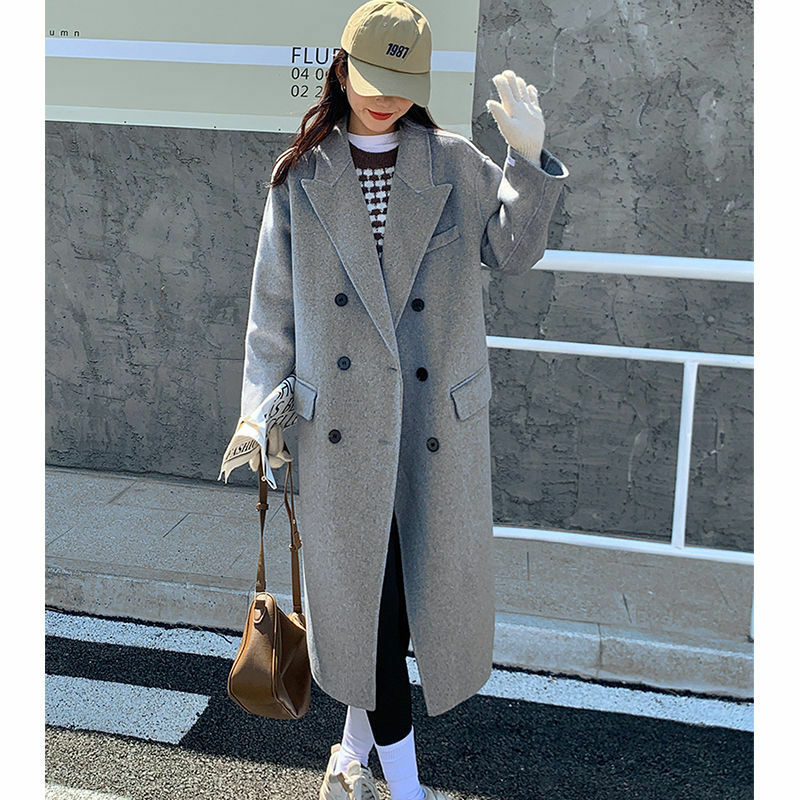 Autumn and winter 2022 women's medium long thick wool woolen coat Hepburn wool coat trend gray fashionable wool coat