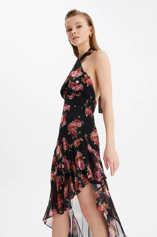 Вечернее платье с воротником Trendyol TPRSS21AE0168