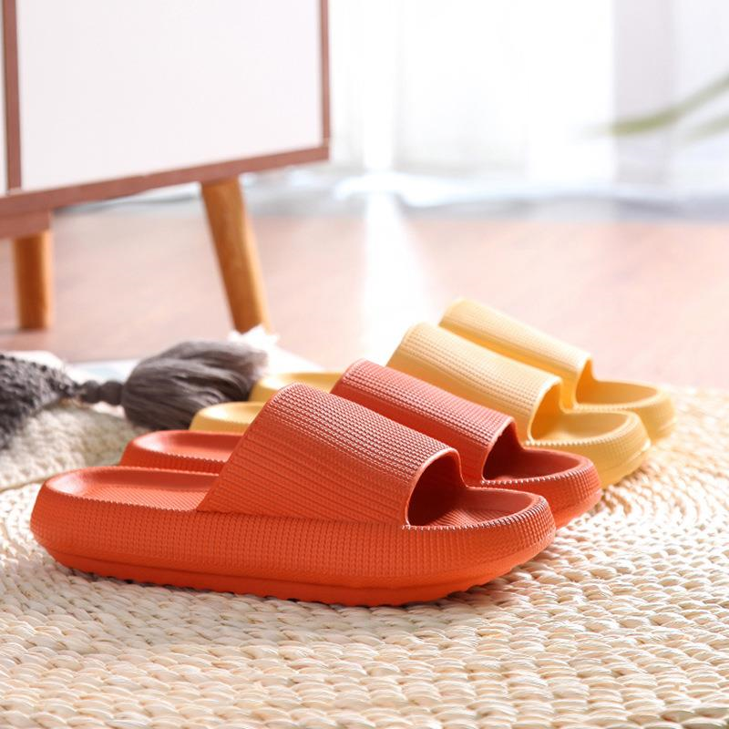 Summer 2022 New Shoes Women Slippers Luxury Trend Flip Flops Sandals Shoes High Soft Bottom Thick Shoes Footwear Female