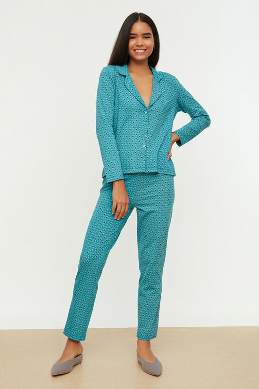 Trendyol-Conjunto de pijama de punto con estampado, THMAW21PT0242