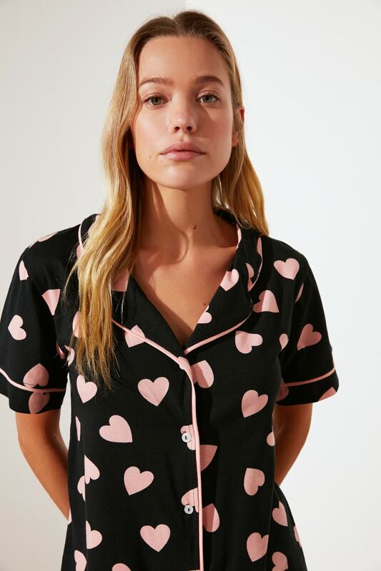 Trendyol-Pijama de punto con patrón de corazón, THMSS21PT1200