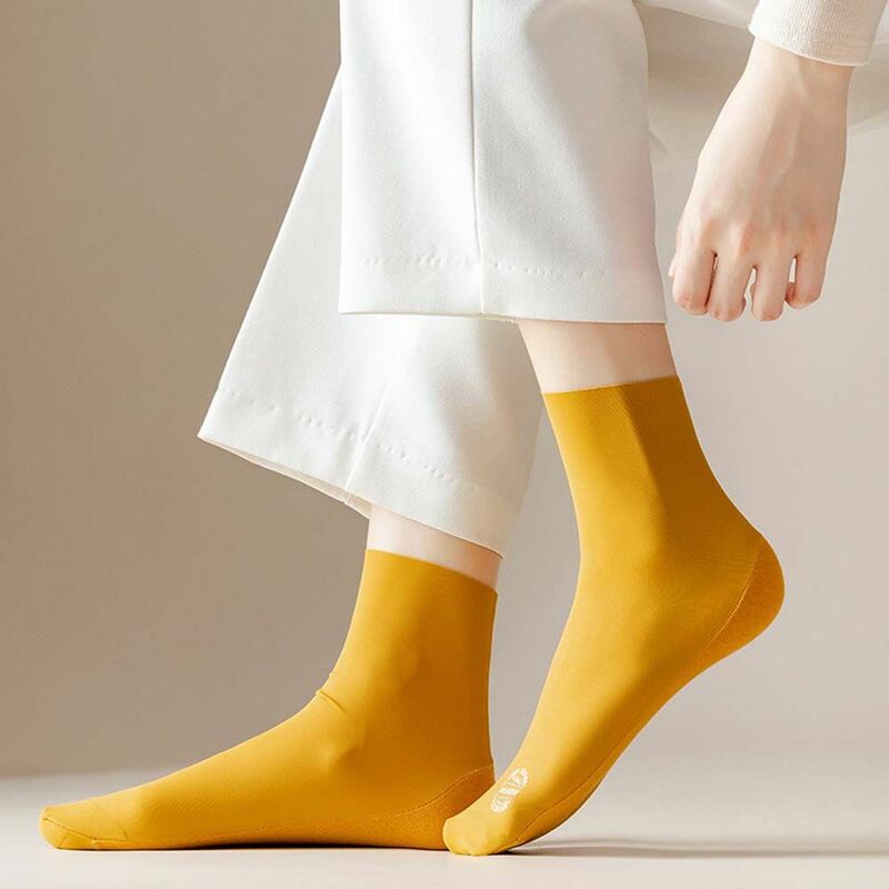 ฤดูใบไม้ผลิฤดูร้อนน้ำแข็งผ้าไหมถุงเท้าตัด Seamless สีทึบถุงเท้าผู้หญิงกลางหลอดถุงเท้า