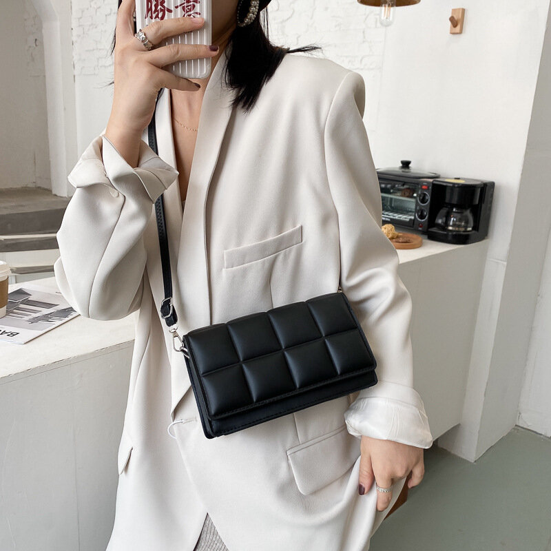 Novo designer pequeno mensageiro bolsa feminina de viagem de couro do plutônio único-ombro saco de moda tendência crossbody bolsa bolsos
