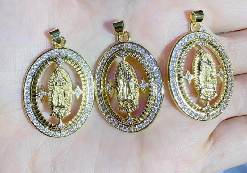 Collar de la Virgen María con moneda de piedra CZ, Charms para la fabricación de joyas, colgante de Jesús dorado para joyería al por mayor FT4 S