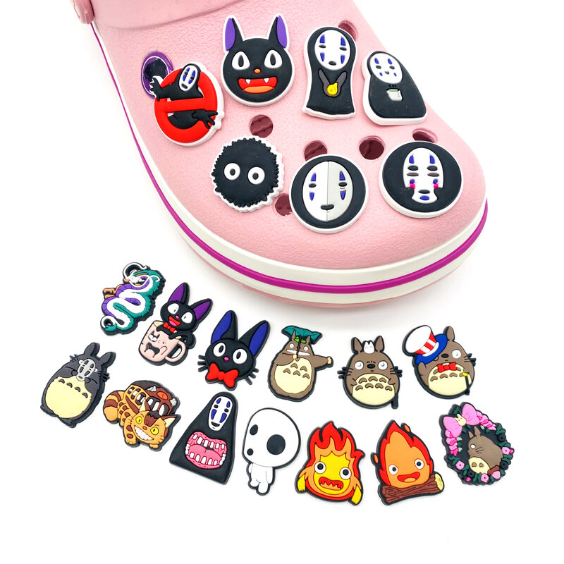 1-20Pcs Cartoon Black Ghost Cats sandali in PVC giapponese accessori ciondoli per scarpe decorazioni con fibbia Fit braccialetti Croc Jibz regali