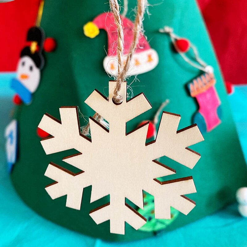 10 قطعة عيد الميلاد الخشب رقاقة قلادة ، الإبداعية هدية تزيين المنزل اكسسوارات ، نحت قلادة عيد الميلاد خشبية