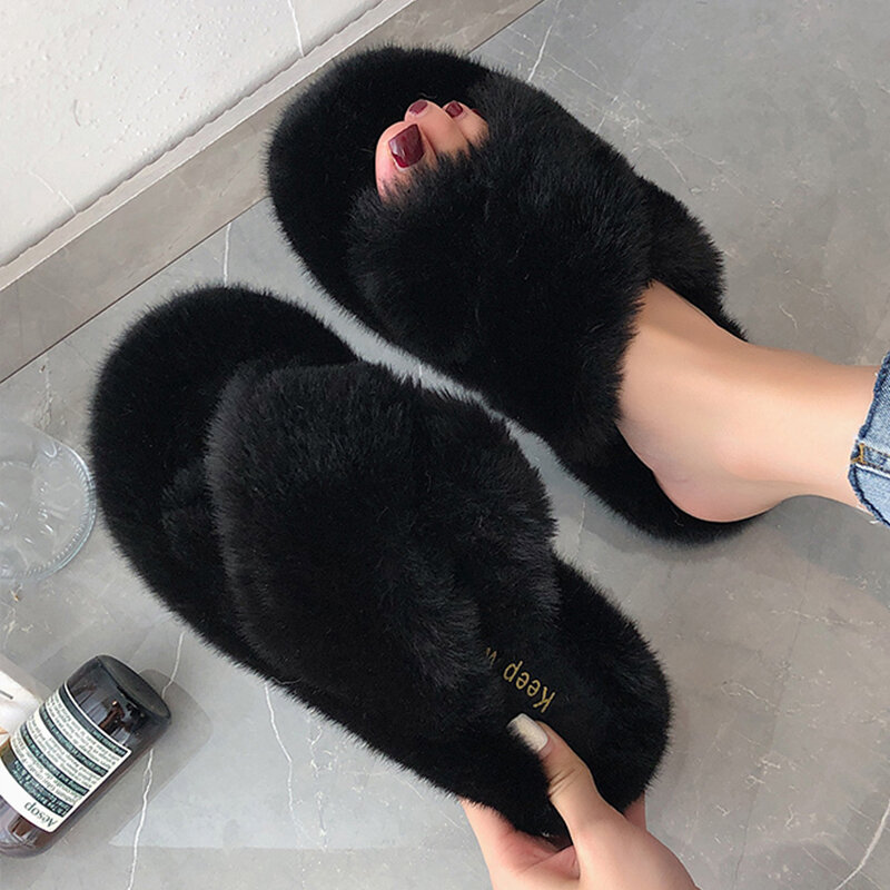 Pantoufles en fausse fourrure pour femmes, chaussures plates chaudes et confortables, en peluche, noires, à la mode, collection hiver 2021