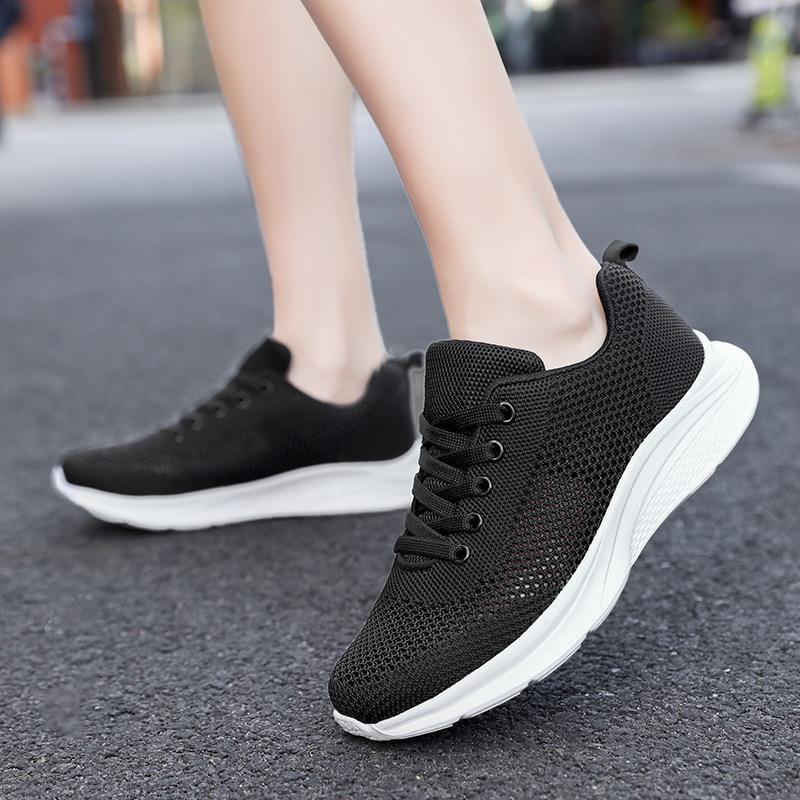 Sneakers Women 2022 Lace Up Chunky Sneakers Comfortable Ladies Vulcanized Shoes New Outdoor Female Footwear Zapatos De Mujer