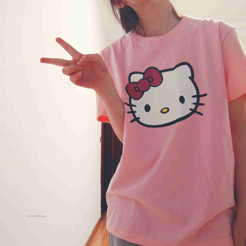 Hello Kitty T-shirt Y2k wanita pelajar gadis Sanrio atasan Korea katun longgar Harajuku kaus pakaian untuk wanita atasan musim panas