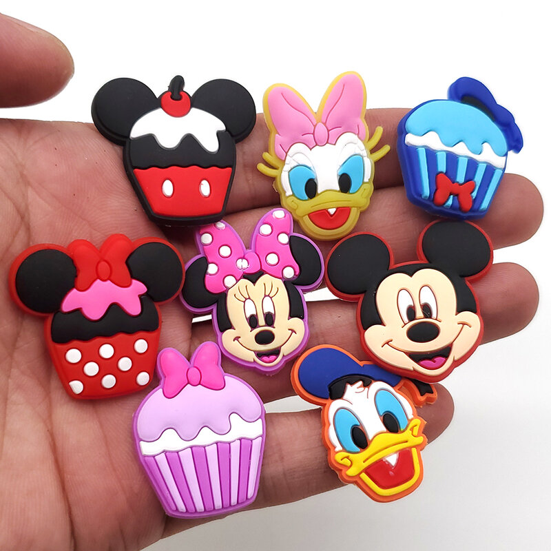 Ensemble de breloques en PVC rose pour garçons et filles, 8 pièces, Mickey Mouse, Disney, gâteau, accessoires de chaussures, décoration, cadeaux