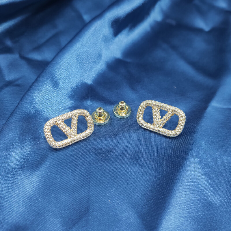 Venda quente de prata esterlina feminino zircon s925 brincos esféricos, estilo de moda clássico, presentes de casal, jóias banhado a ouro