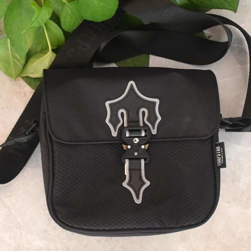Trapstar-Bolso de mano para hombre y mujer, bolsa negra reflectante de lujo, a la moda, un solo hombro, cruzado, con letras en T