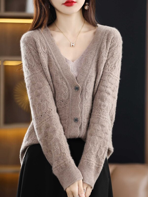 Wełniany sweter damski jesienno-zimowy nowy dekolt w serek z długim rękawem ażurowy sweter w wersji koreańskiej dziki sweter z wełny