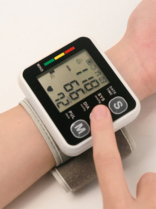 صوت الطبية BP مقياس التوتر مراقبة ضغط الدم شحن مجاني سوار ذراع الرقمية غير النظامية نبض معدل ضربات القلب التلقائي